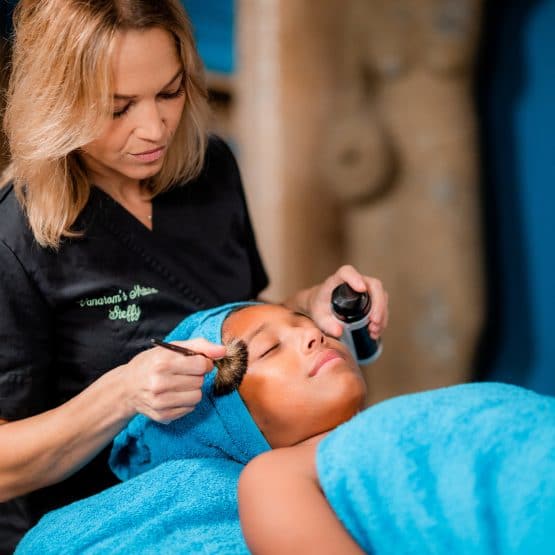 Soin Visage VANAROM&rsquo;S (60 mn)