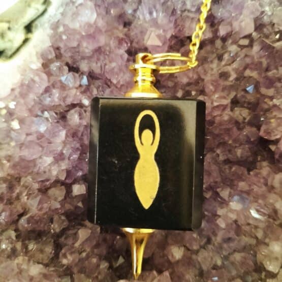 Pendule Onyx Féminin Sacré