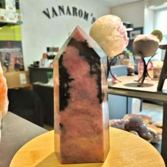 Rhodonite Pointe 12.8cm